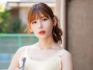 Cục thịt to dài đâm chạm hột le làm em sướng