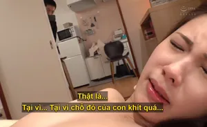 Mỗi lần địt nhau lồn em chảy nước như lũ quét