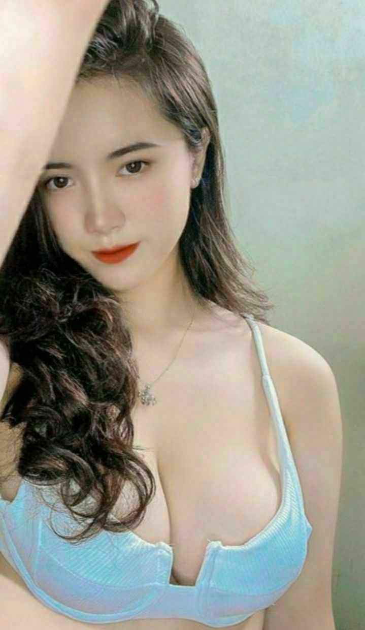 để Người vợ đi nghỉ dưỡng với đồng nghiệp, Ông chồng nhận được món quà là một cặp sừng